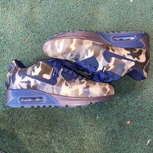 Nike air max camo